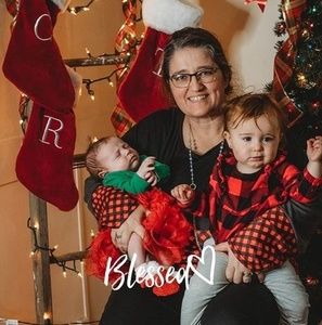 Meet your Posher, Angela